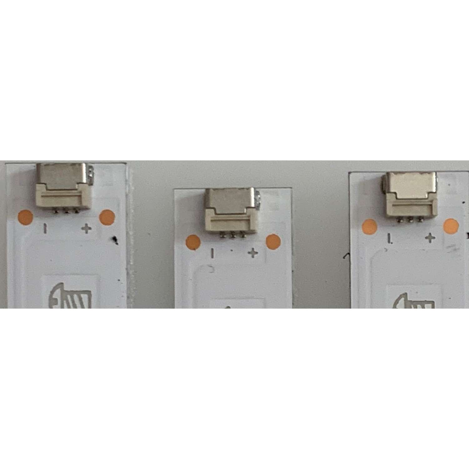 KIT DE LED'S PARA TV VIZIO ( 5 PZ ) / NUMERO DE PARTE LB-GM3030-GJVIZIO555X9VB19-X / E466169 / LB-GM3030-GJVIZI0555X9VB19-X / MODELO V555-G1 / V555-G1 LTCDYILW / V555-G1 LTCDYILV - Imagen 4